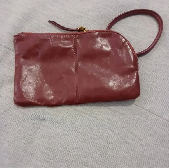 Hobo international Red And Gold Metallic Wristlet - Picture 3 of 3